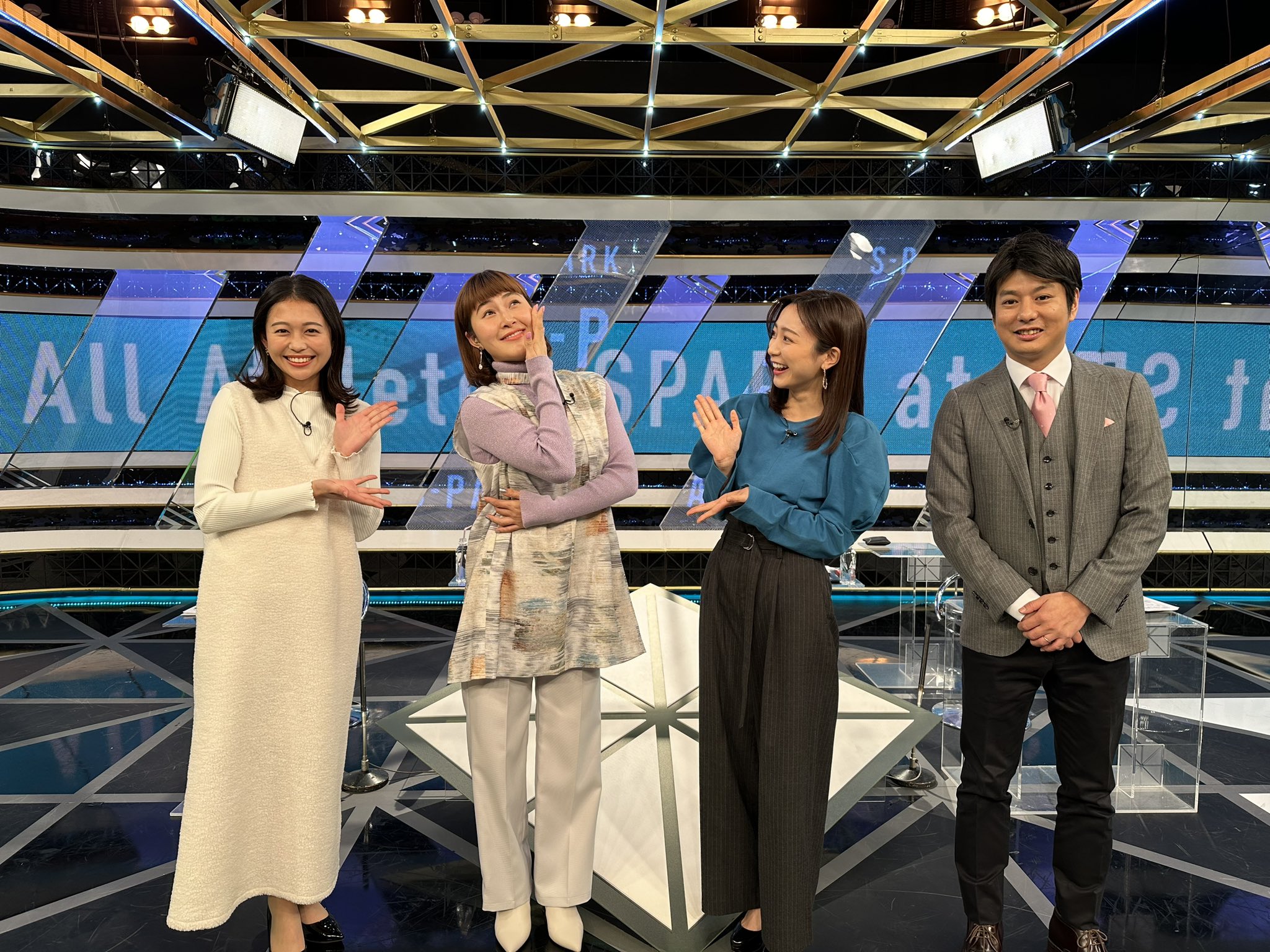 松﨑涼佳アナの画像集 vol.77