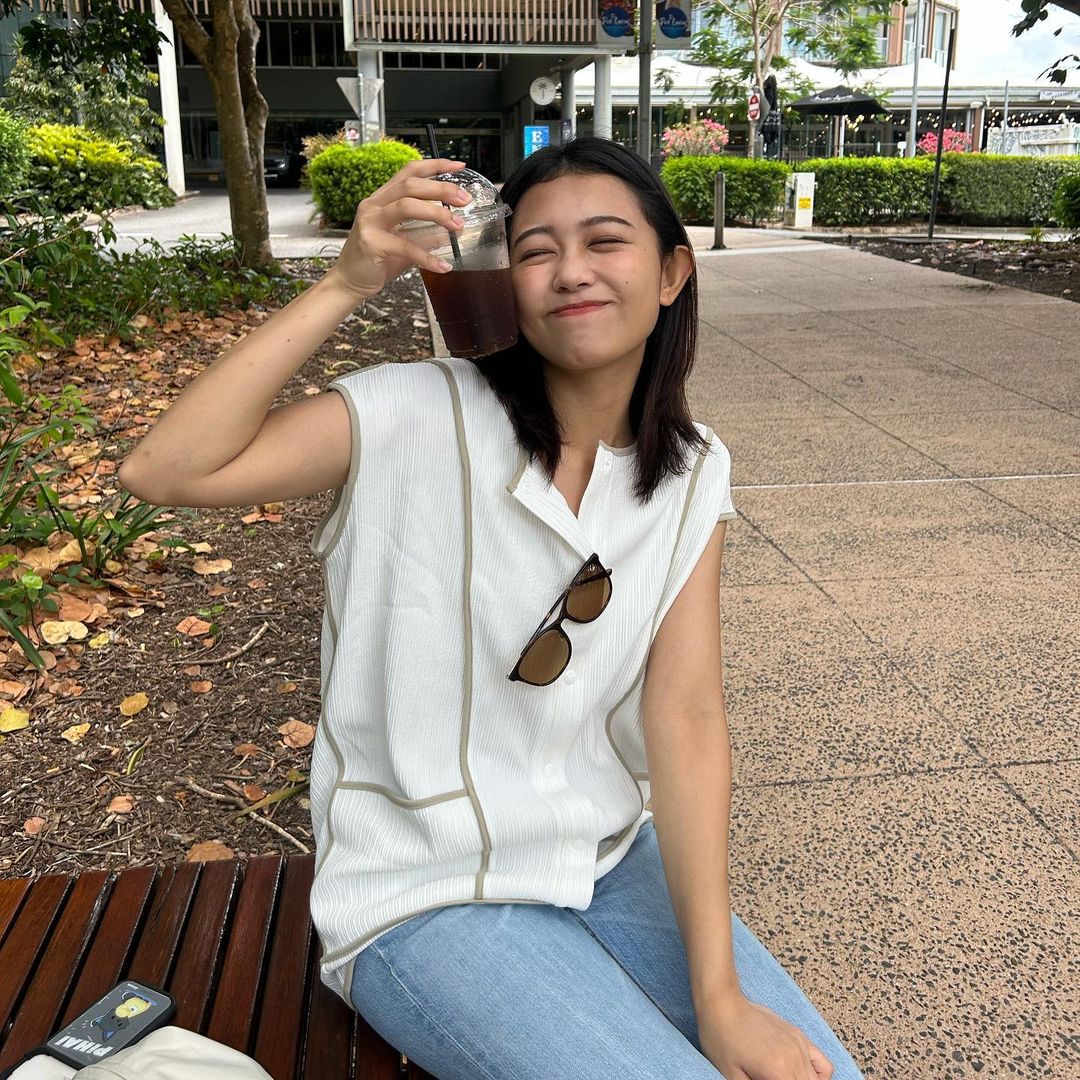 松﨑涼佳アナの画像集 vol.74