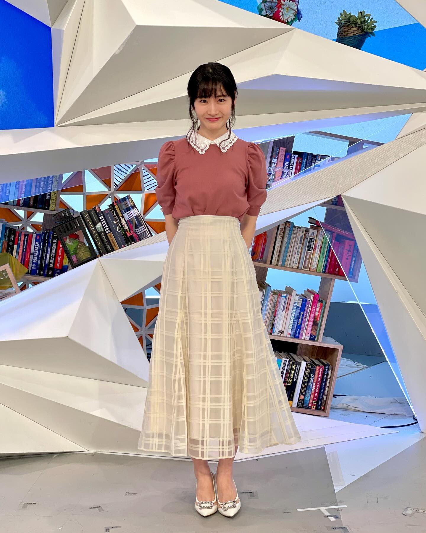 岸本理沙アナの画像集 vol.12