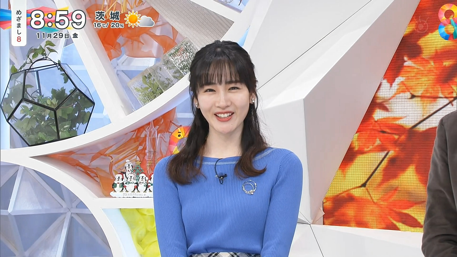 岸本理沙アナの画像集 vol.145