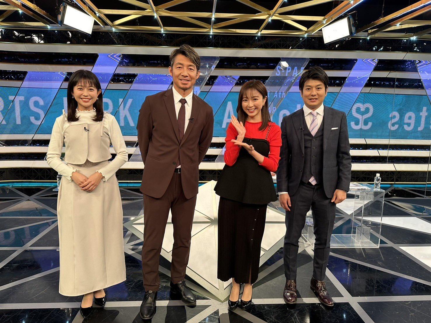 松﨑涼佳アナの画像集 vol.126