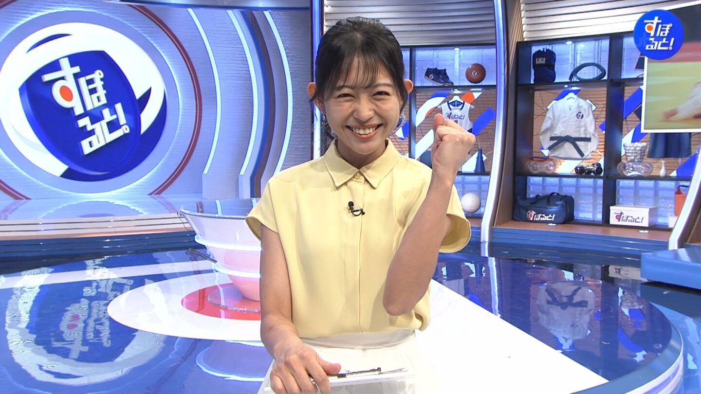 松﨑涼佳アナの画像集 vol.329