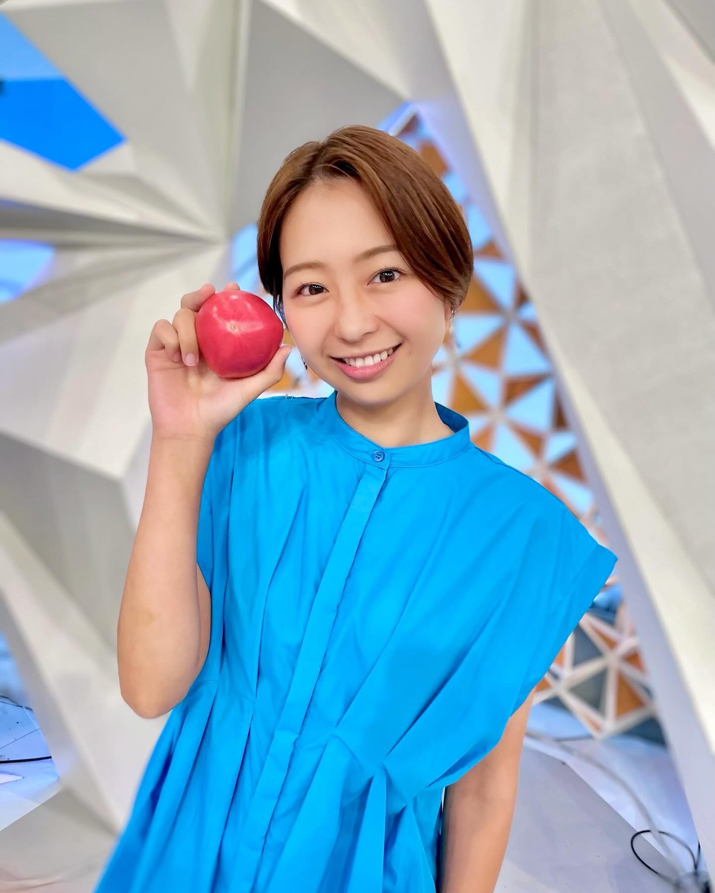 小室瑛莉子アナの画像集 vol.8