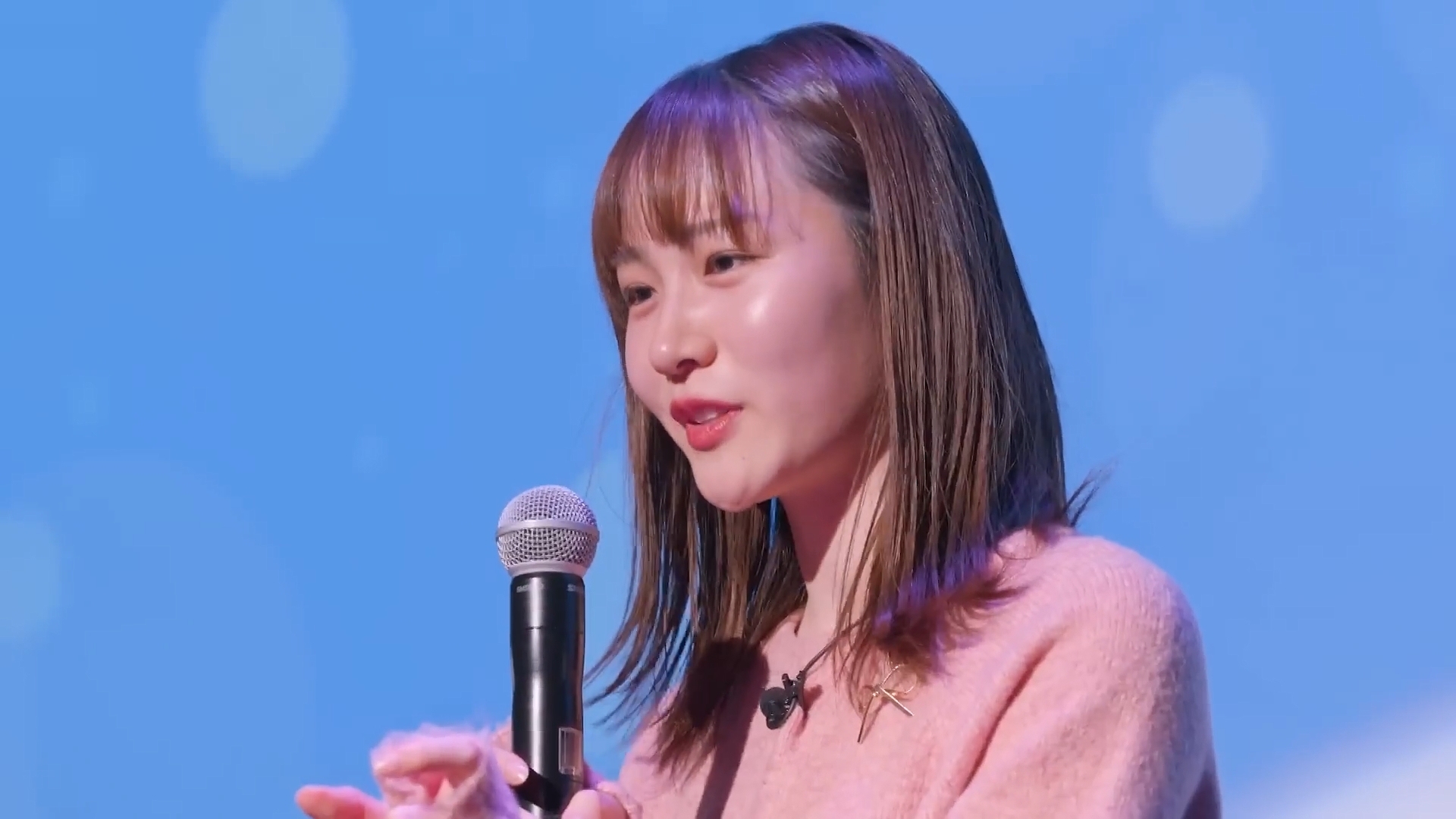 岸本理沙アナの画像集 vol.118