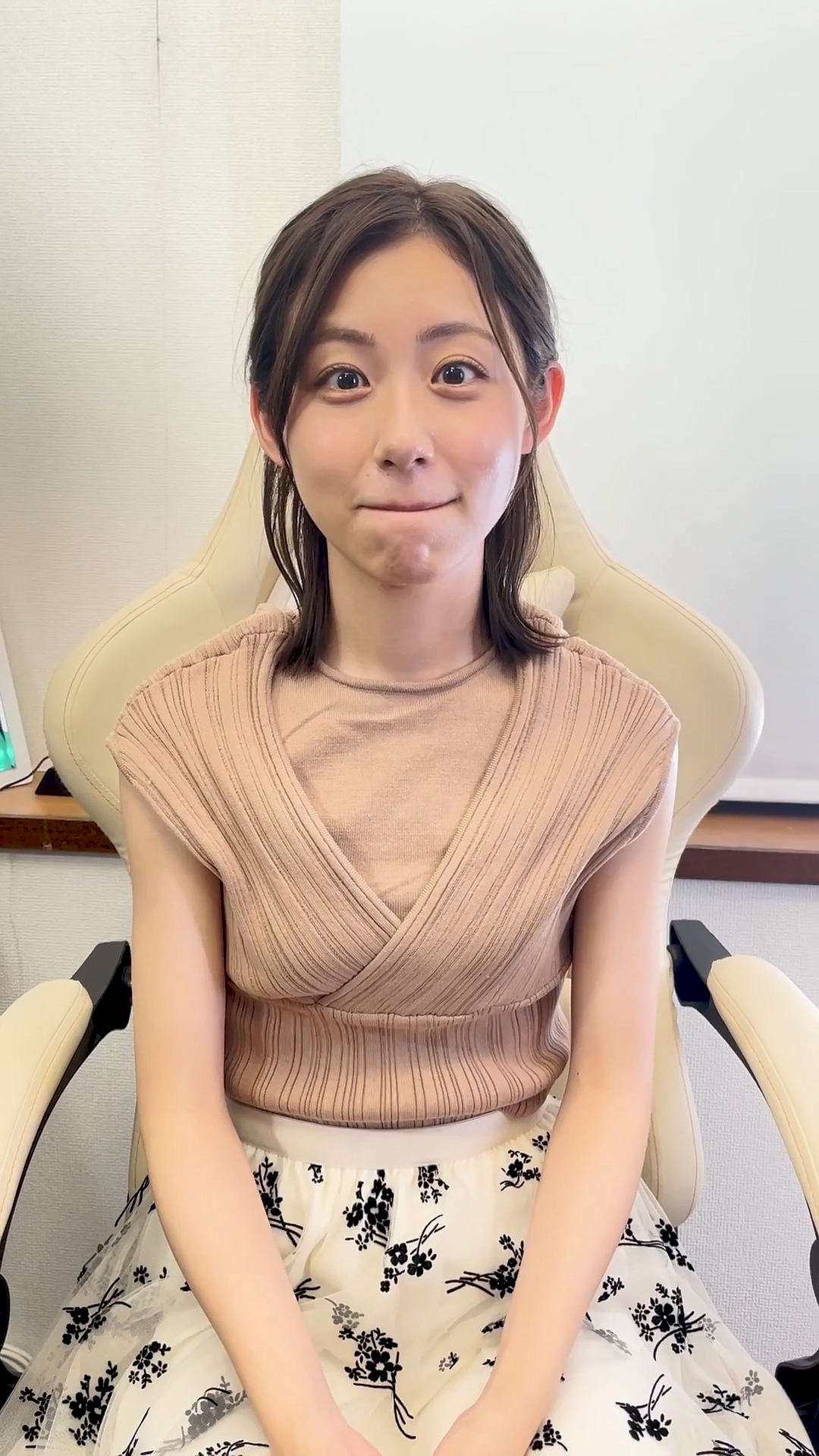 小山内鈴奈アナの画像集 vol.101
