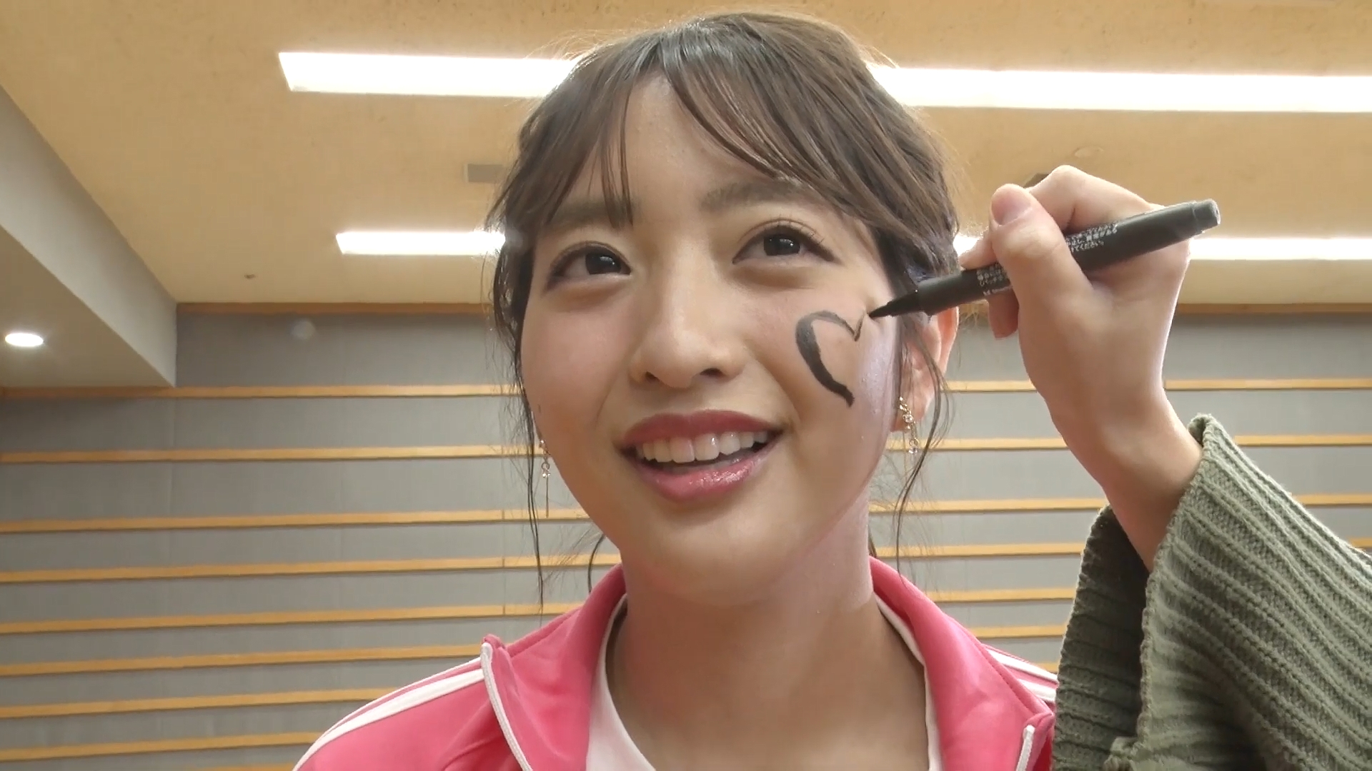 藤本万梨乃アナの画像集 vol.224